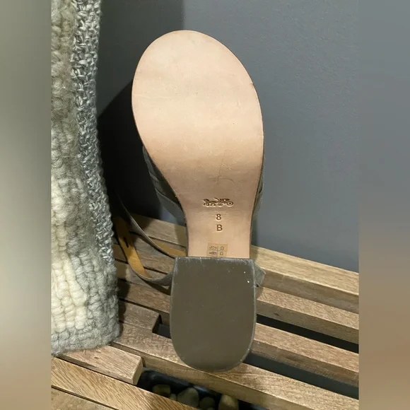 NEW Coach Suede Heels - Picture 4 of 5